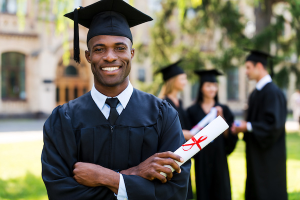 Image étudiant diplômé